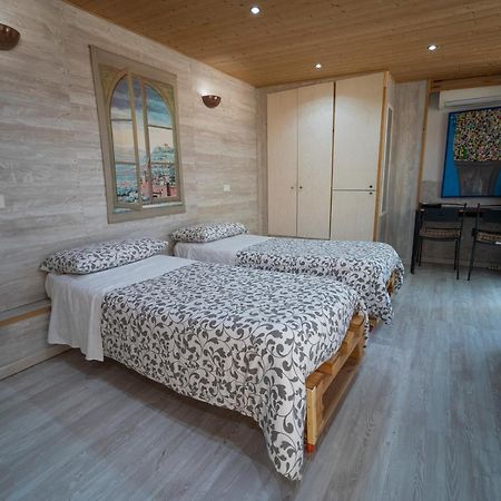 Bed and Breakfast Domus Vesuvia Torre Annunziata Zewnętrze zdjęcie
