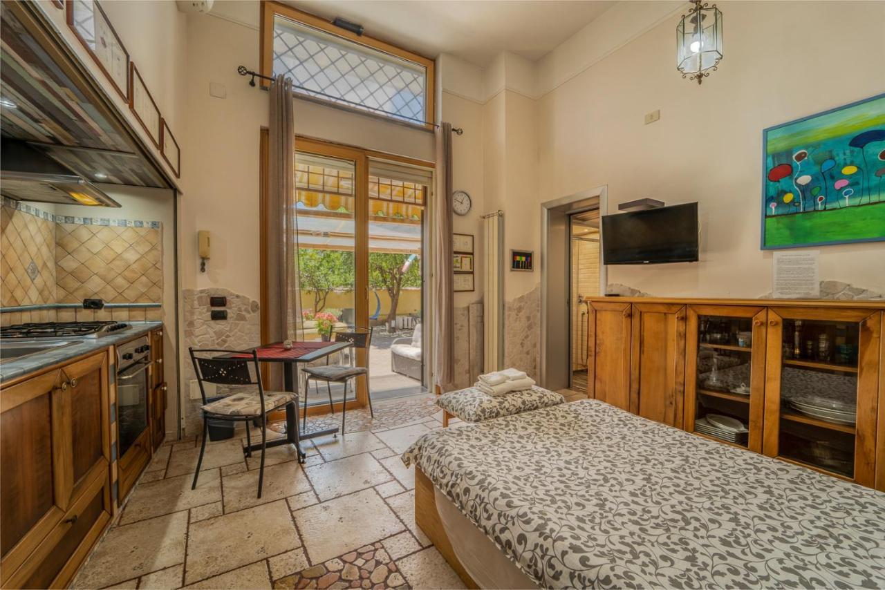 Bed and Breakfast Domus Vesuvia Torre Annunziata Zewnętrze zdjęcie